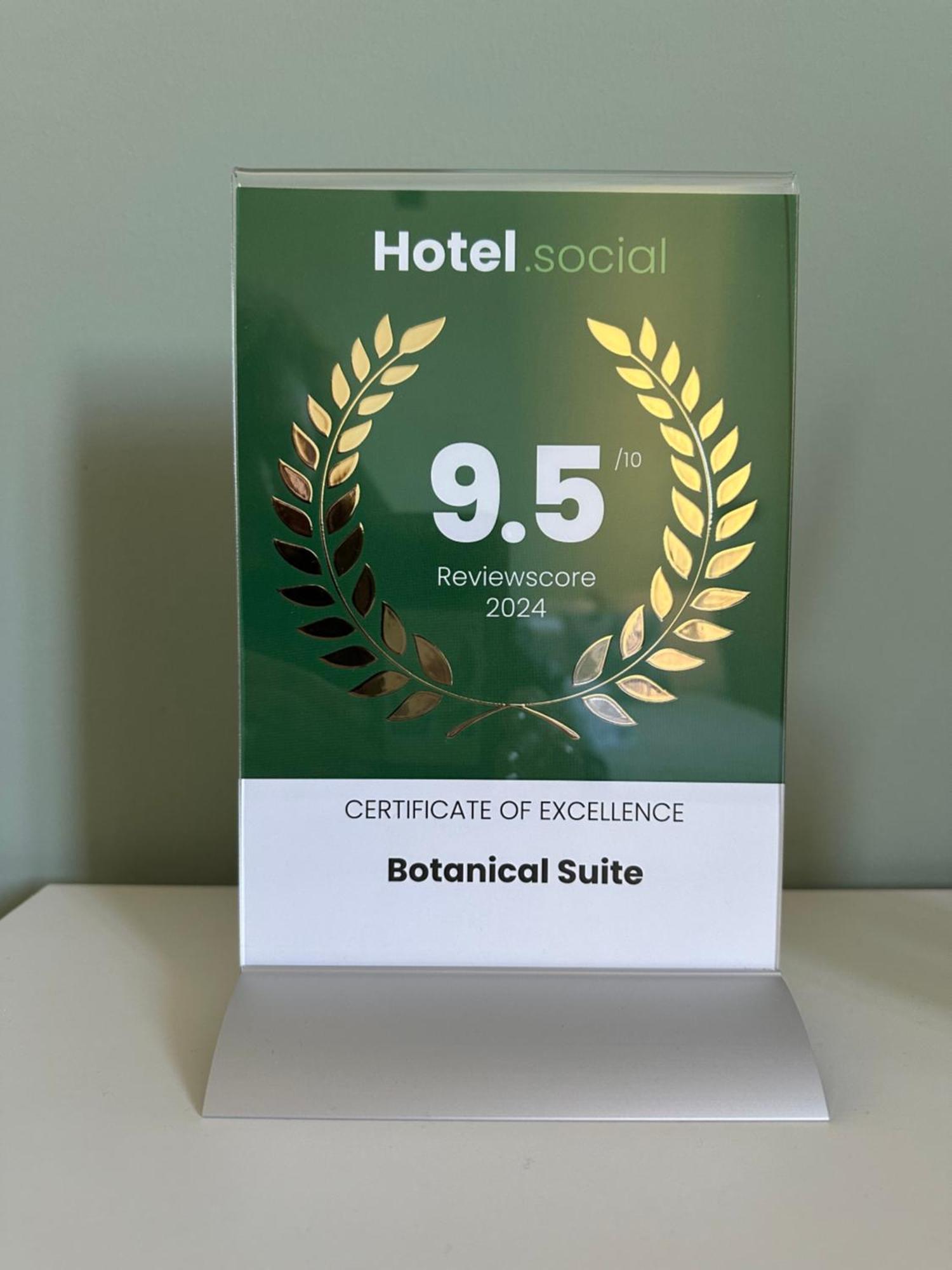 Botanical Suite Bari Luaran gambar