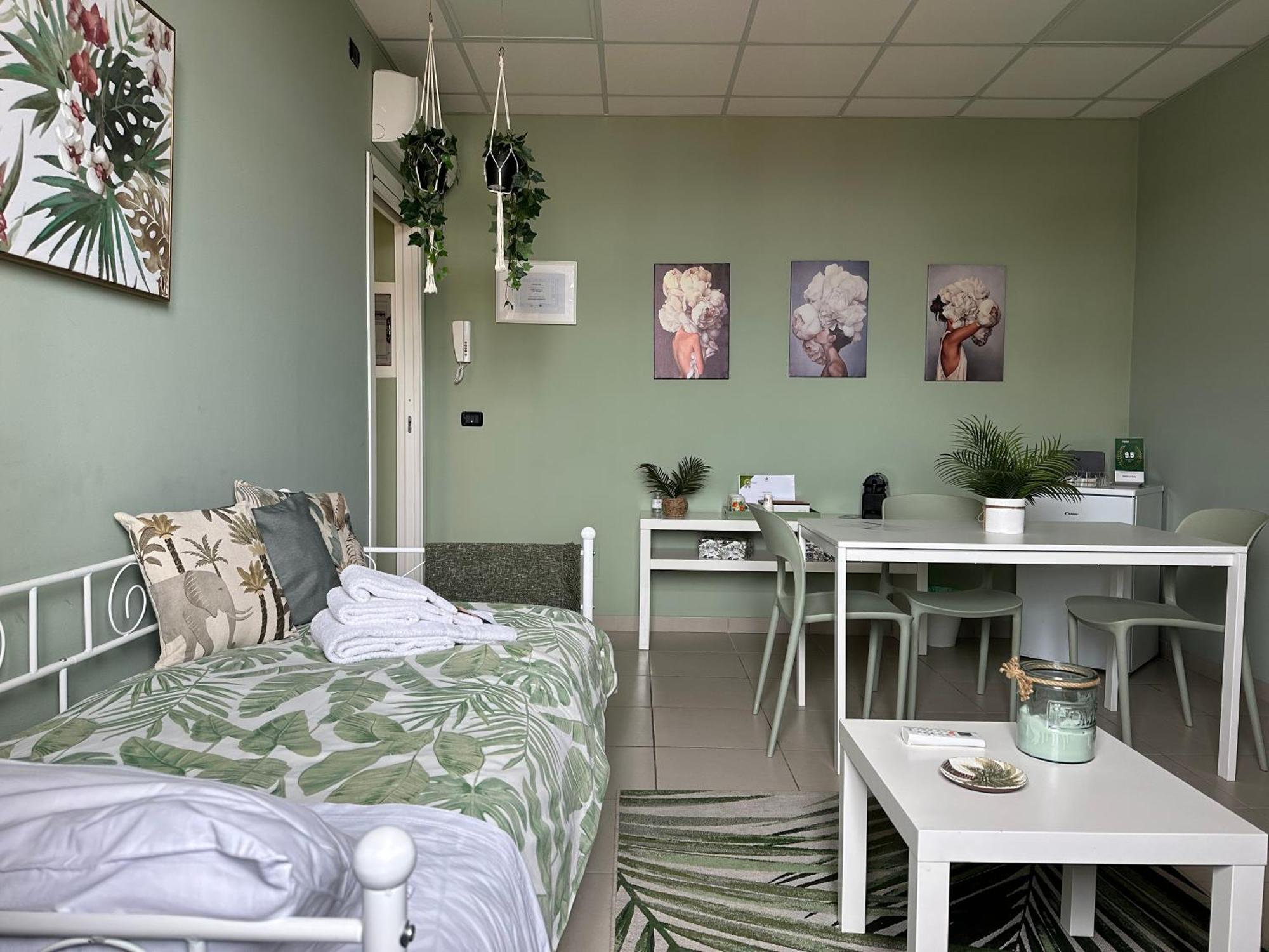 Botanical Suite Bari Luaran gambar